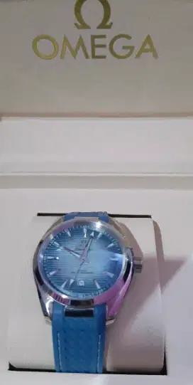 Omega Seamaster Aqua Terra summer blue 41 mm on Rubber