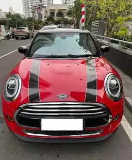 5 S Door Mini Cooper 2020 ( Fast Sell)