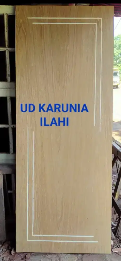 Pintu triplekkk