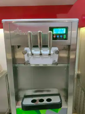 Mesin ice cream 3 tuas / soft ice cream / WIR 818F WIRASTAR  medan