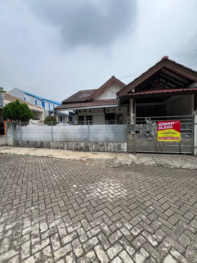 Jual Cepat & Bisa Nego! Rumah Hook Luas & Strategis di Kota Tangerang
