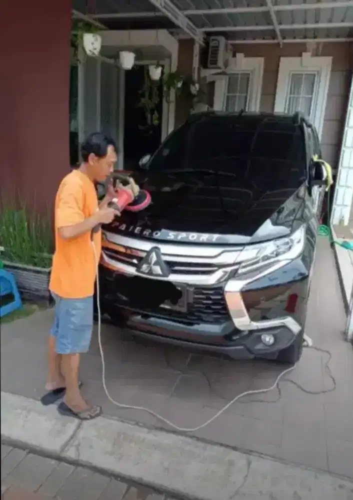 Poles mobil om Septian