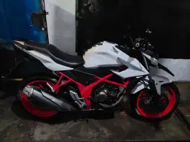Kebon jeruk jakbar, Dijual motor Cb 150r 7 jt