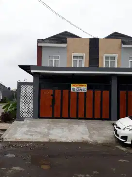 Di kontrakan rumah 2lantai NEWTON BOULEVARD BLV 6 SMG TIMUR