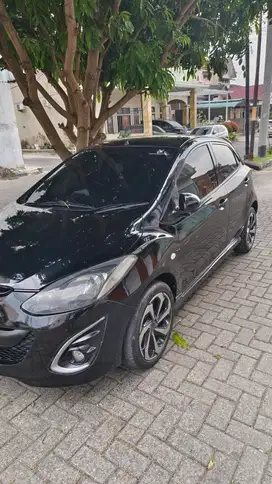 Mazda 2 2010 Bensin