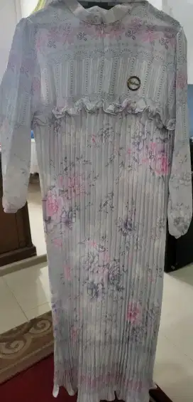 Gamis kerudung PLISKET BUNGA