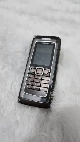 Nokia E90 Communicator Anti Sadap