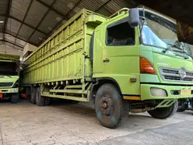 Hino lohan FL 235 jw bak 2014 full original