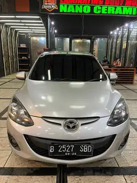 Mazda 2 S 2011 AT Silver