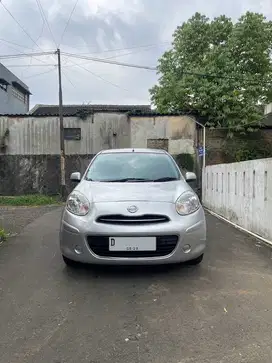Nissan March AT 2013