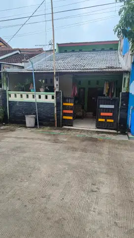 Dijual Rumah villa gading harapan bekasi