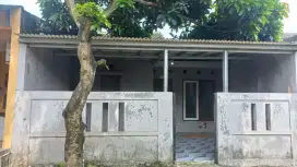 Dijual murah rumah di Legok Tangerang