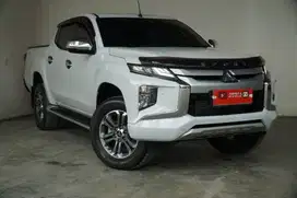 MITSUBISHI TRITON  4X4 ULTIMATE A/T 2021 HITAM