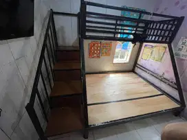 Tempat tidur lisbang besi