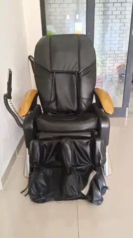kursi pijat elektrik merk JMG