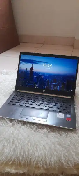 Jual cepat laptop HP 8130U core i3 - 2.2GHz
