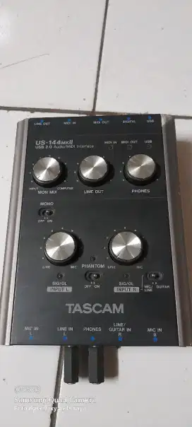 TASCAM US-144mkII