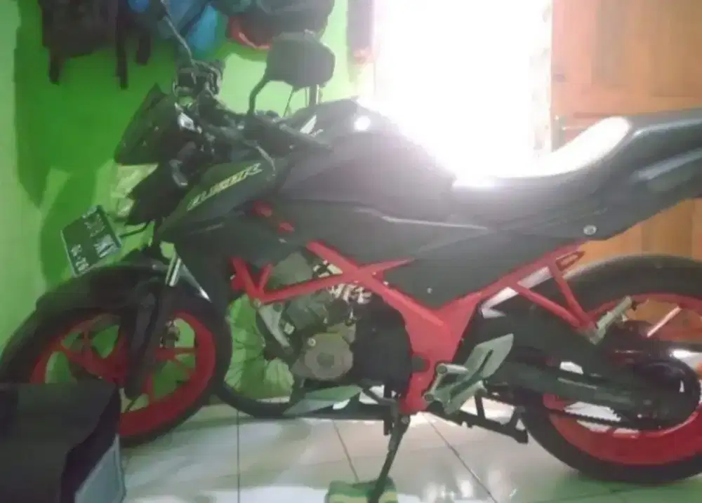 CB150R StreetFire ss Lengkap