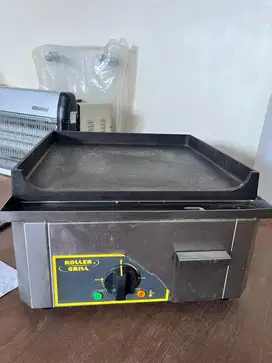 Grillder roller grill( pemangang kebab)