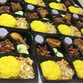 Nasi Kuning enak dan lezat