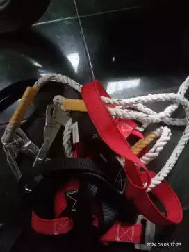 Dijual body harness,Kondisi bekas,talk masih keliatan baru