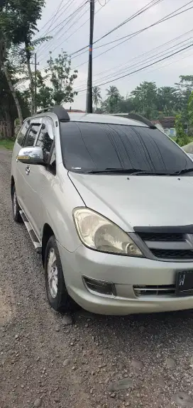 Dijual cepat Innova tipe E 2007 bensin