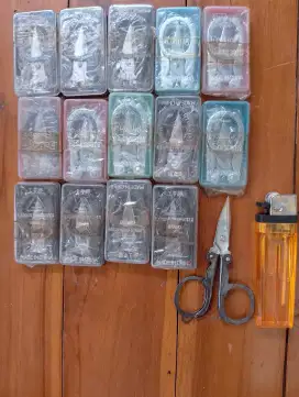 Gunting jadul kecil