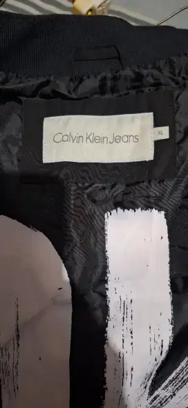 Jaket hitam ck mulus