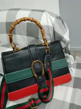 Tas Sling ala Gucci bamboo second