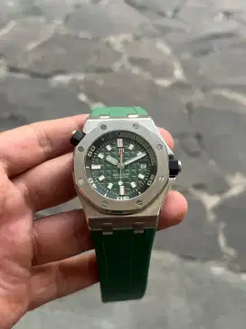 AUDEMARS PIGUET GREEN AUTOMATIC