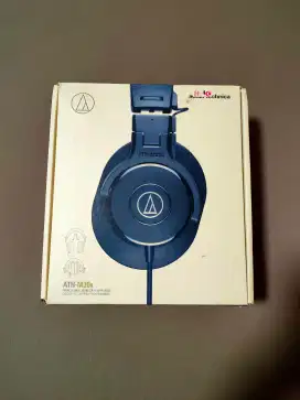 Audio Technica ATH-M30x Professional Monitoring Headphones