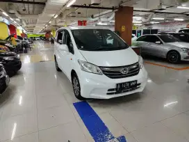 Honda freed S 2013 Dp 5 juta