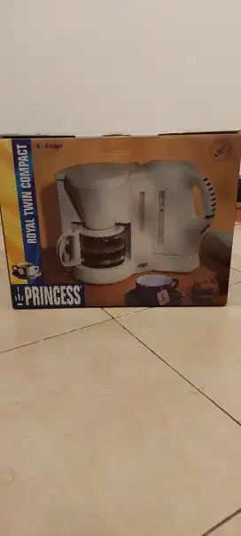 Coffee maker dan water boiler