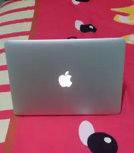 Macbook 2017 FULLSET Laptop Apple notebook komputer netbook pc iphone