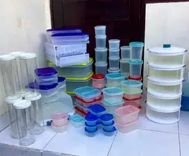 Satu set tempat penyimpanan makanan lock n lock preloved mulus