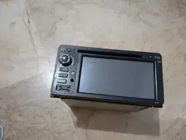 Headunit Double Din original Toyota Innova.