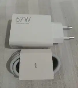 CHARGER XIAOMI 67 WATT MI TURBO CHARGE  Original.