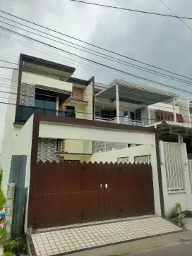 Dijual Rumah Siap Huni Mewah (tinggal angkat koper), Lokasi Strategis