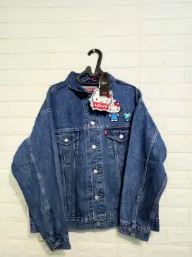 Jaket jeans Levi Stauruss X Hello Kitty