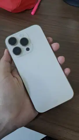 Iphone 15 pro max 16 plus siap di beli cpt tawarkan