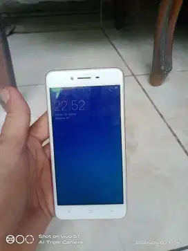 DIJUAL CEPAT BU OPPO A 37 MILIK PRIBADI HARGA RP 450.000 NEGO DIKIT.