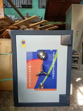 Brankas magicsafe A3 brangkas tahan api safety  box