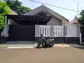 JUAL RUMAH STRATEGIS AREA PAKUBUWONO