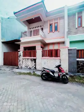 Rumah sumber 103Mt, 4Kt, 2Km, 2lantai, banjarsari, solo