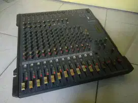 Mixer Audio Yamaha MG166cx