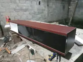 Rak tv gantung minimalis
