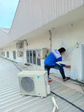 Cuci AC, servis AC, Bongkar pasang AC, Dll.
