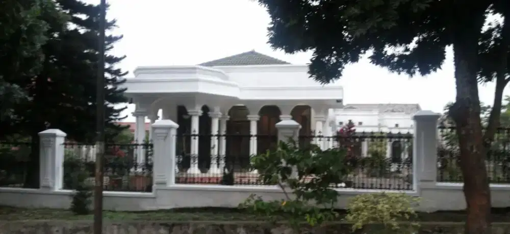 Di jual segera Rumah DI DAERAH ELITE  DI LAWANG JAWA TIMUR