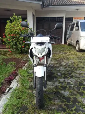 Yamaha New Vixion Advance 2016 Putih