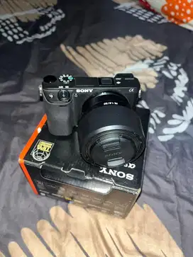 JUAL KAMERA SONY A6400 + LENSA FE 50mm F1.8